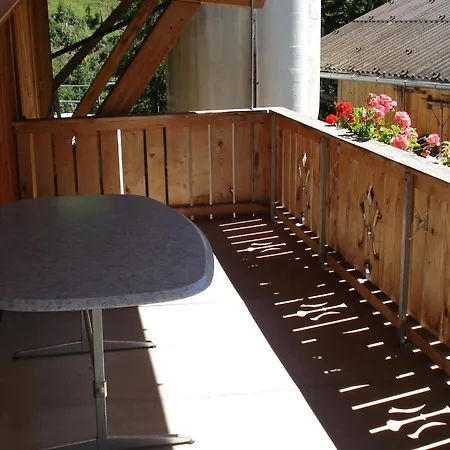 Appartement Uf Dr Flue Appartement-fewo- Bad- Wc- 4 Oder Mehr Schlafraeume By Interhome
